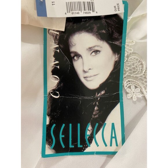 Sellecca Women Size 8 Blouse Dressy Embroidery Cut Out Fabric Button - Picture 9 of 10